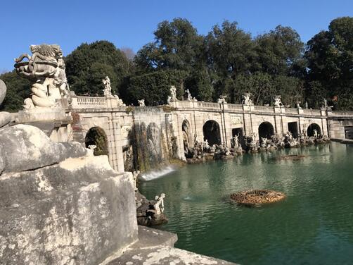Recorre el palace real de caserta y lo Jardines ingleses-3