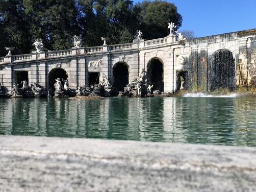 Recorre el palace real de caserta y lo Jardines ingleses-1